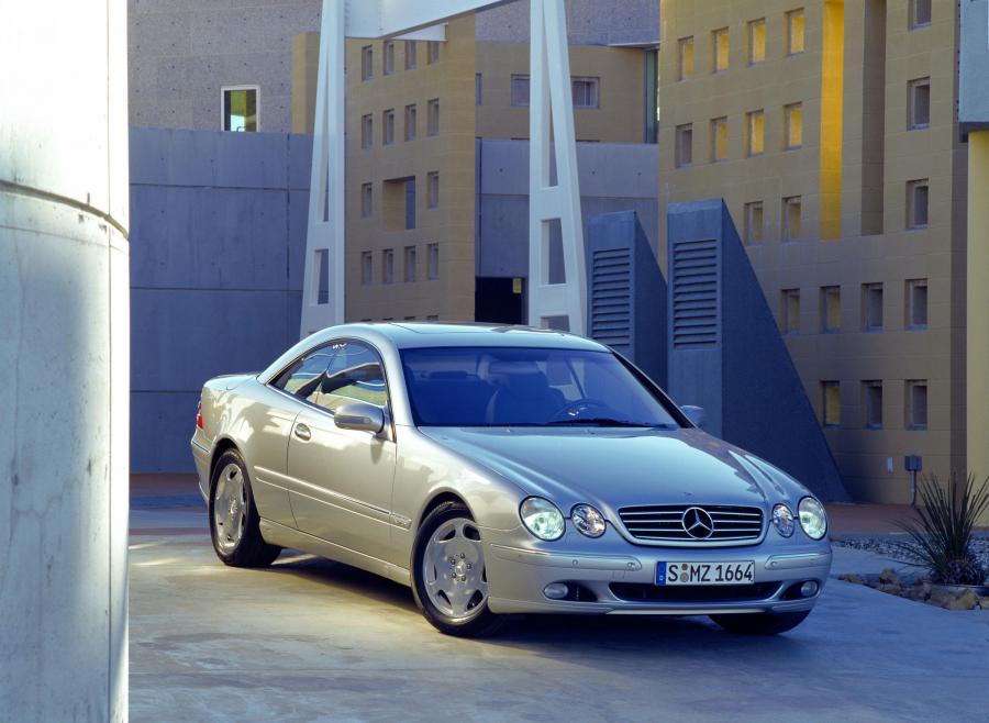  Mercedes-Benz CL-Class 1993 года  (фото 16 из 27)